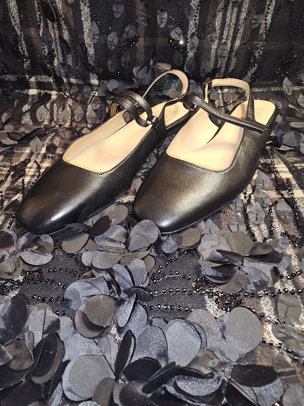 Naturalizer Black Leather Slingback Flats